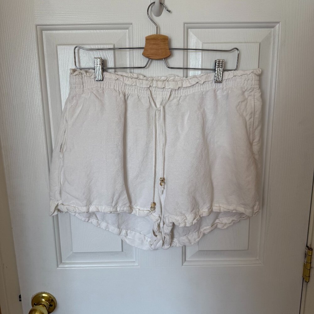 Linen Blend Short